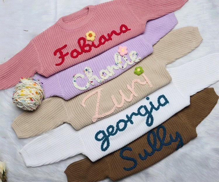 赤ちゃんの名前のセーター·刺繍された名前のニットセーター·赤ちゃんシャワーの贈り物 - Fallook