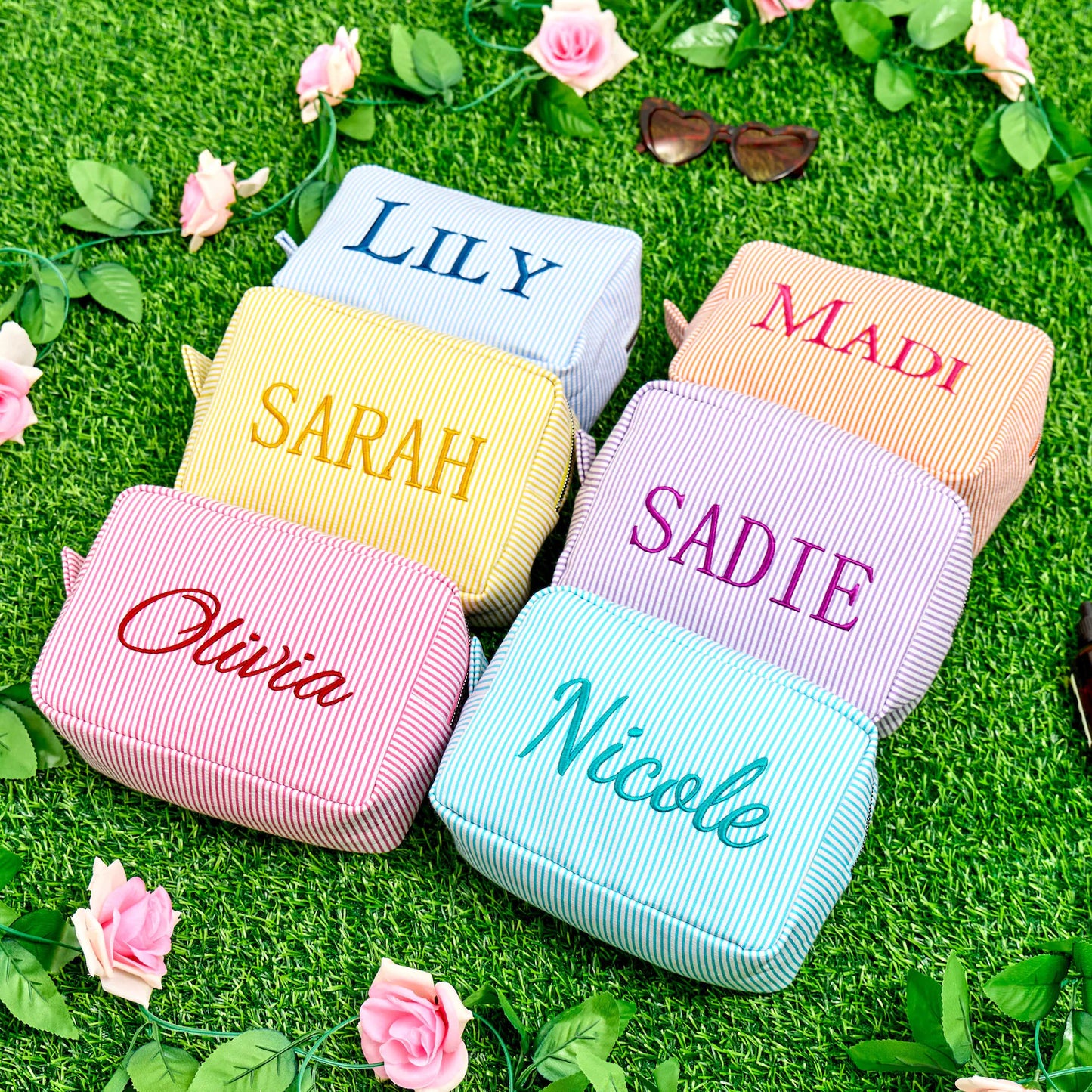 NEW ARRIVAL! 【名前刺繍】化粧ポーチ 収納 オーダー カスタマイズ プレゼント 旅行 バッグ