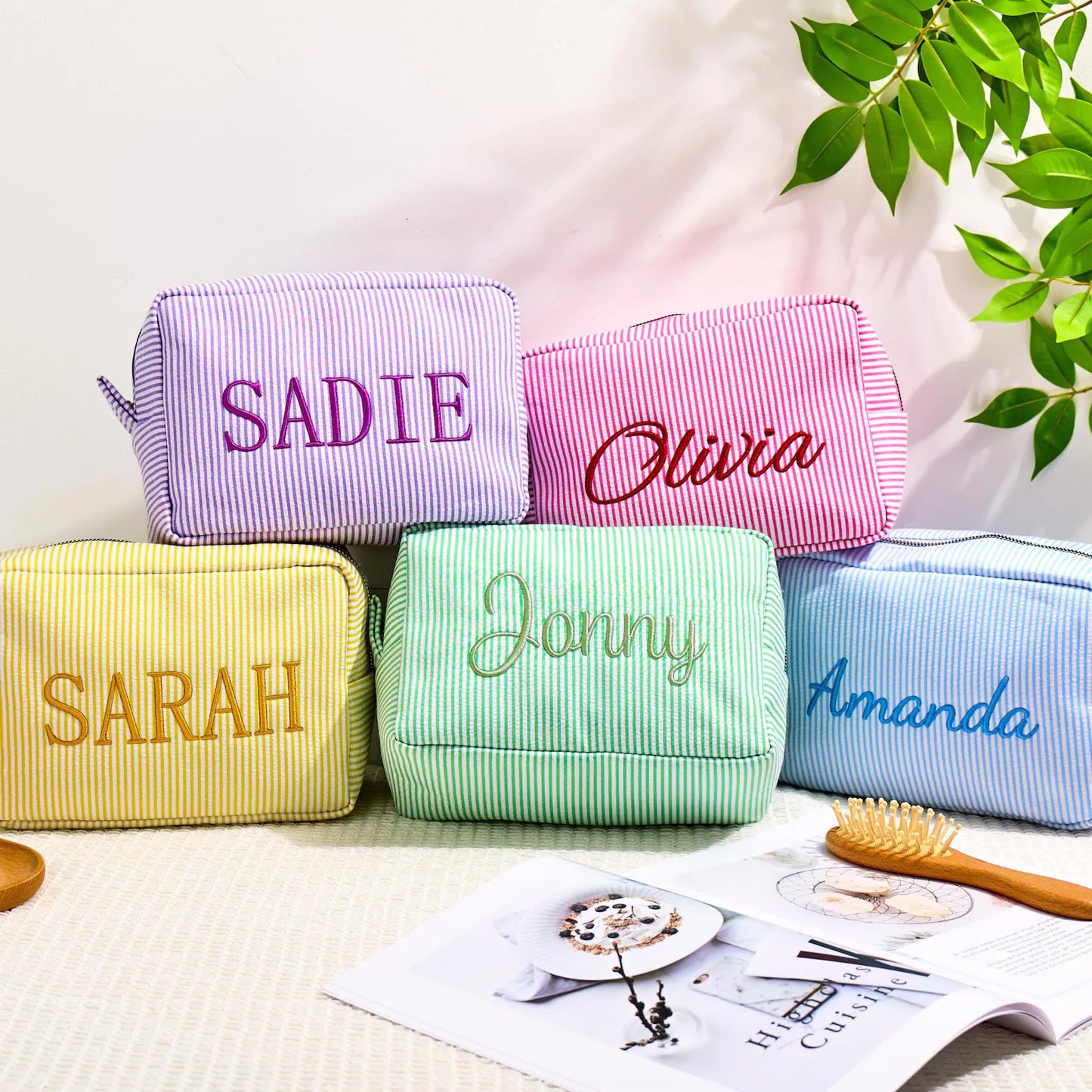 NEW ARRIVAL! 【名前刺繍】化粧ポーチ 収納 オーダー カスタマイズ プレゼント 旅行 バッグ
