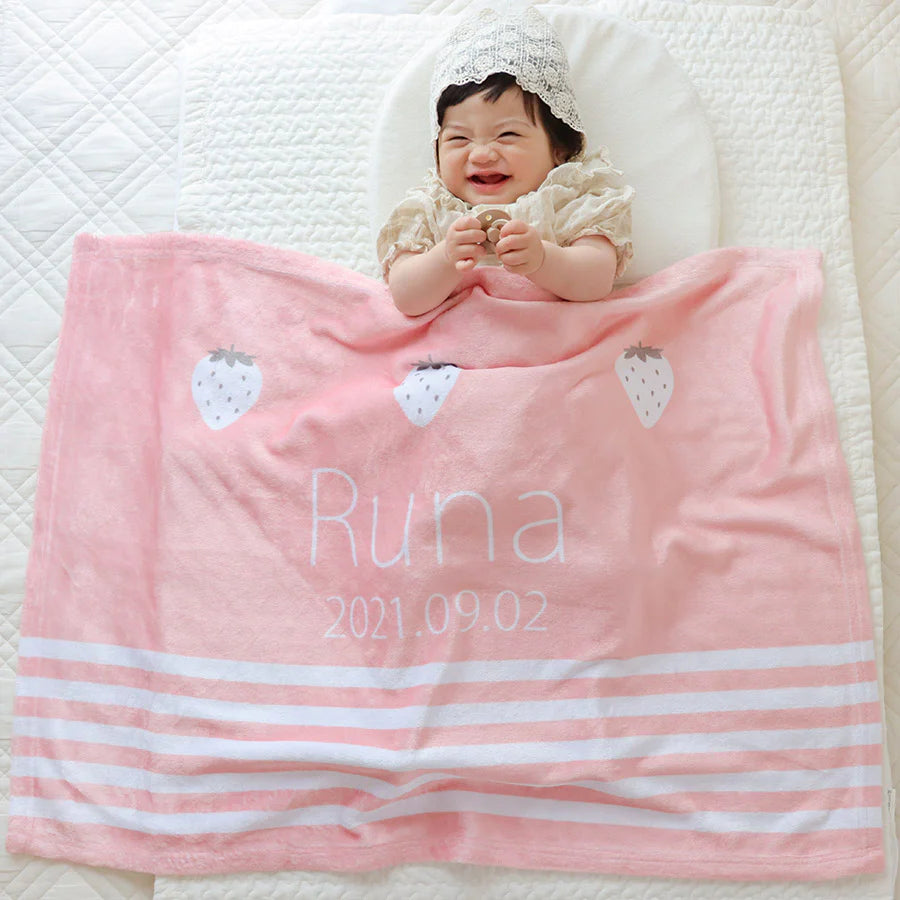 出産祝いに名前入り大判ブランケット★ごほうびストロベリー★ - Fallook