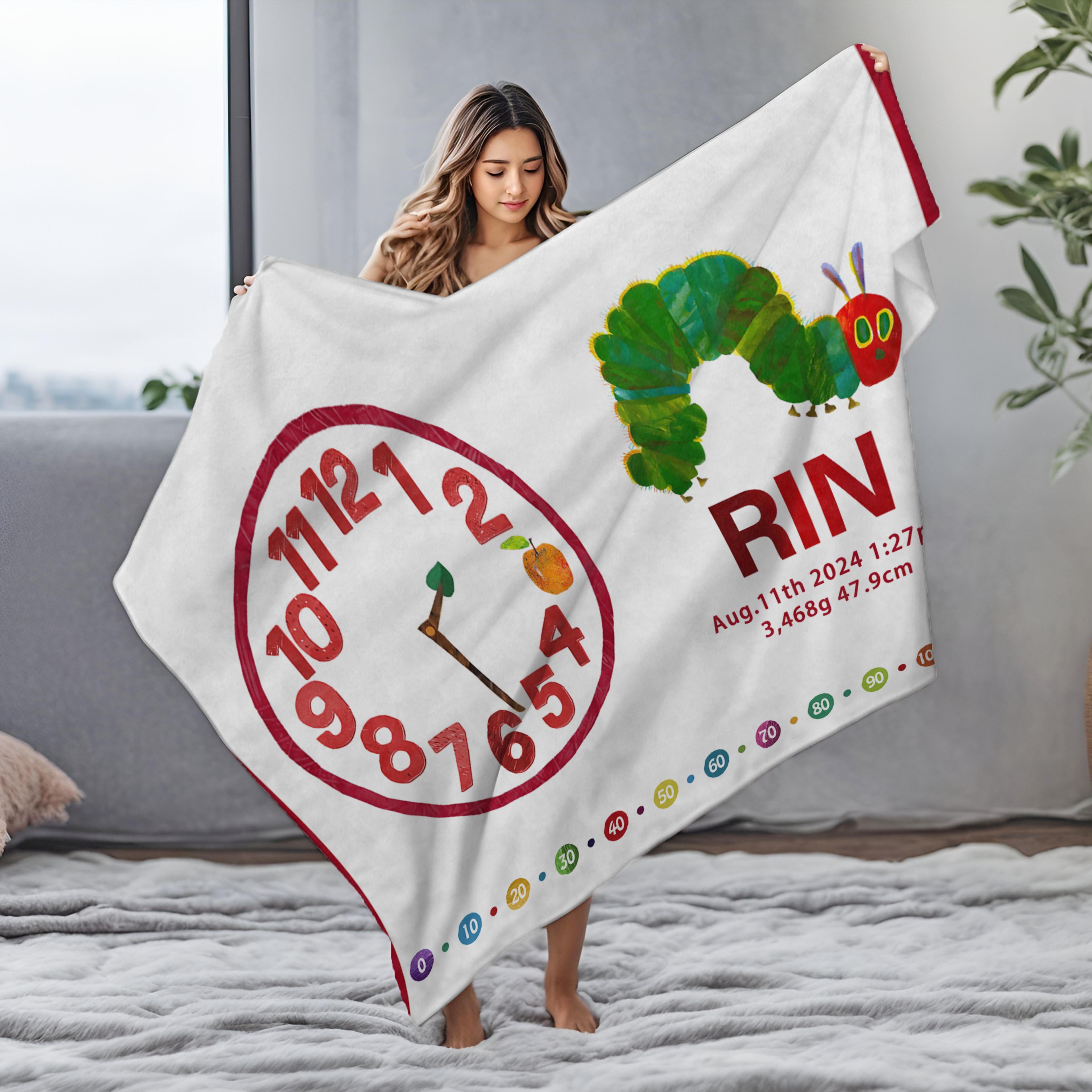 絵本テイストが大人気です!名前入りの絵本柄ブランケットです｜時計 - Fallook