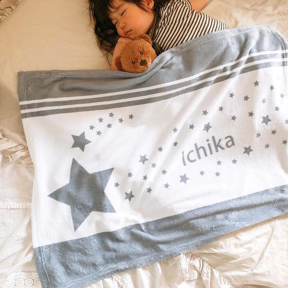 出産祝いに名前入り大判ブランケット★ 最高のギフト★星降る未来・グレー - Fallook