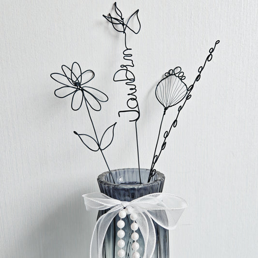 名前入りで枯れない花 | フラワーシリーズ02 | 母の日 | 誕生日 | 記念日 3つの花+名前