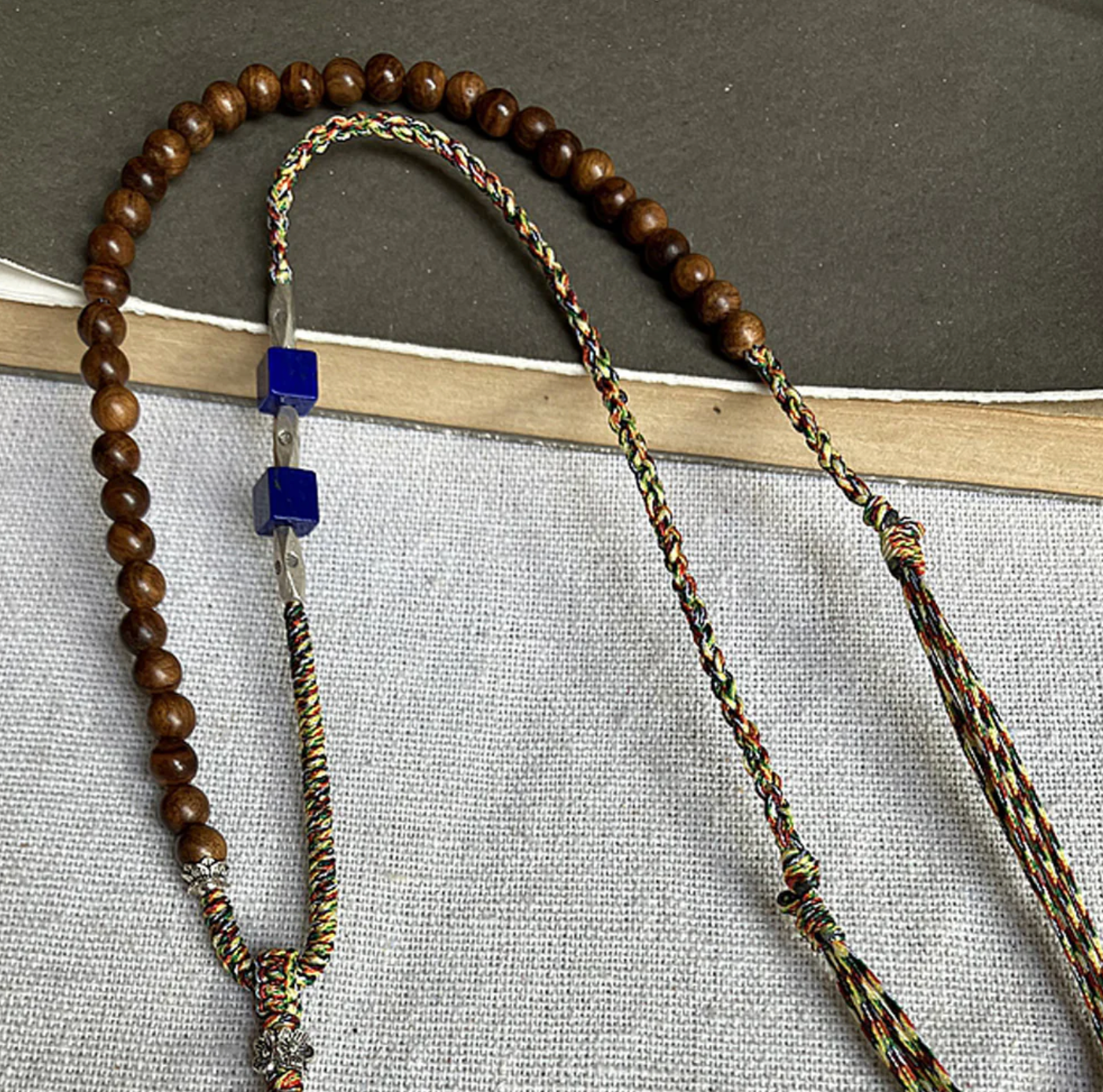 Kailash Energy Essence 石英のペンダントとラピスラズリと純銀です