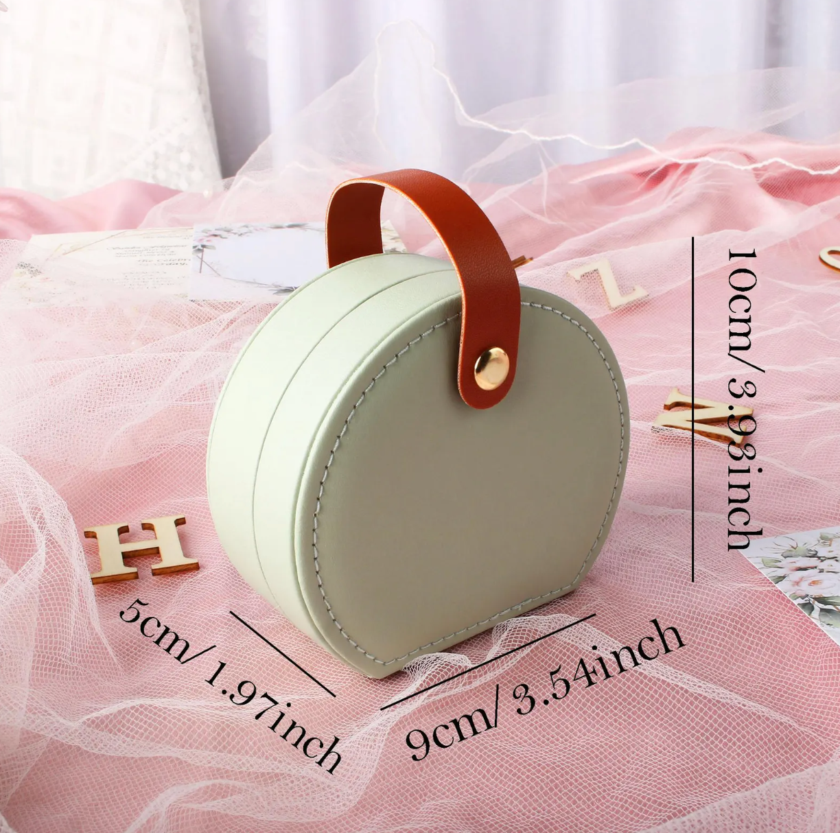 新作です!名入れ誕生花 アクセサリー収納ボックス♬  花かご型です