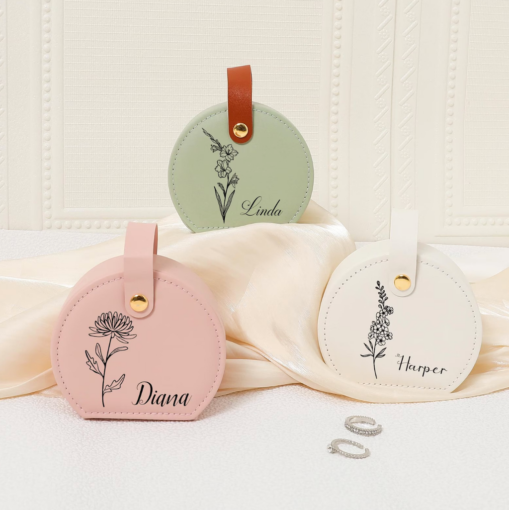 新作です!名入れ誕生花 アクセサリー収納ボックス♬  花かご型です シンプルフラワー