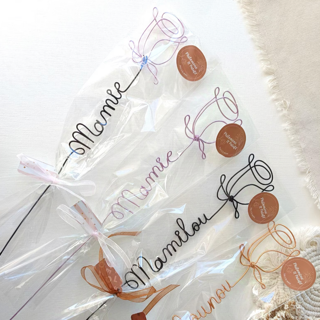 名前入りで枯れない花 | バラ | 母の日 | 誕生日 | 記念日