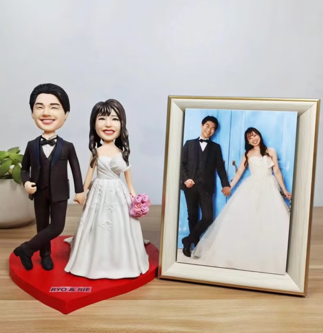 【オーダーメイド】お写真から作るオリジナル立体似顔絵フィギュア 🎵アイドル🎵俳優🎵自分そっ クレイ彫刻でくり人形🎵フィギア人形🎵粘土　制作依頼　小ロット クレイ彫刻です