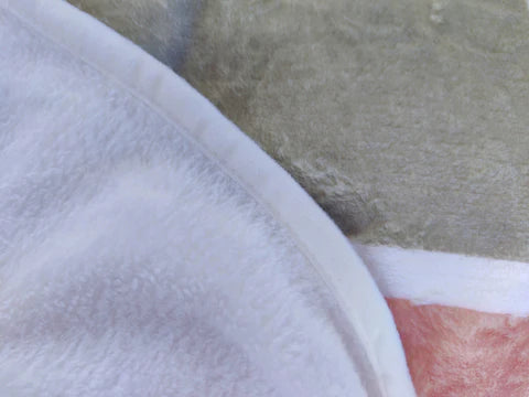 絵本テイストが大人気です!名前入りの絵本柄ブランケットです｜時計 - Fallook