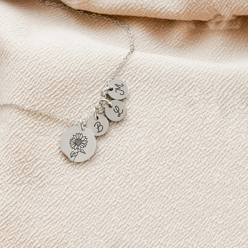 誕生花 誕生花ネックレス アルファベットをカスタマイズ可能 50以上の花コレクション！ - Fallook