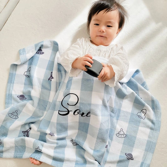 とろけるようなふわふわ生地  出産祝い 女の子 男の子 名前入りブランケット フェ・デ・宇宙
