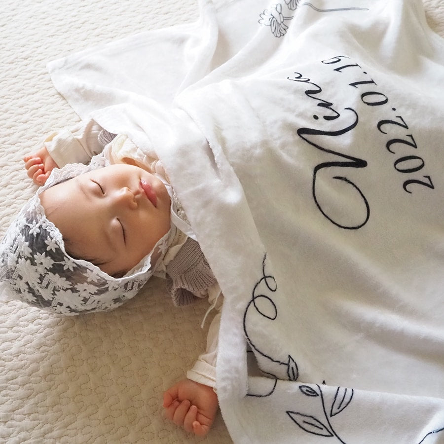 名前入りブランケット ボタニカルデイジーとタイトミニュン カチリディフトイトイット - Fallook