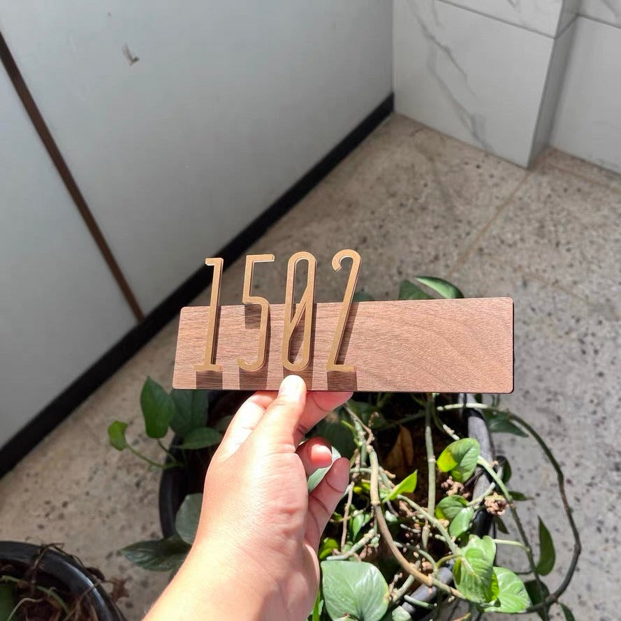 NEW ARRIVAL! カスタマイズされた無垢材の三次元家番号 - Fallook