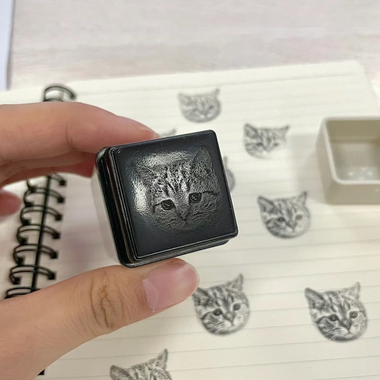 ペット写真スタンプ ペットの写真をスタンプに加工 (画像) 直径30mm四角内での制作です カスタム画像 - Fallook