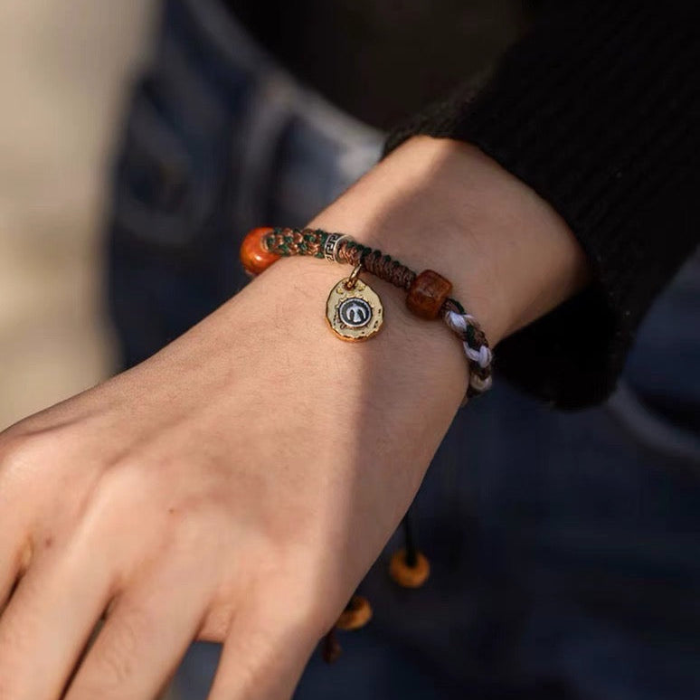 西藏風ブレスレット 手編みのシルバーデザイン