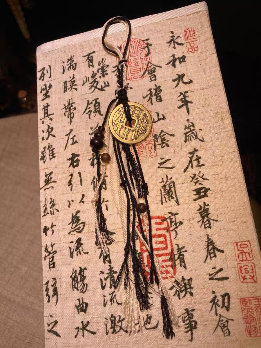 西藏風手編みスマホストラップ 伝統とファッションの融合