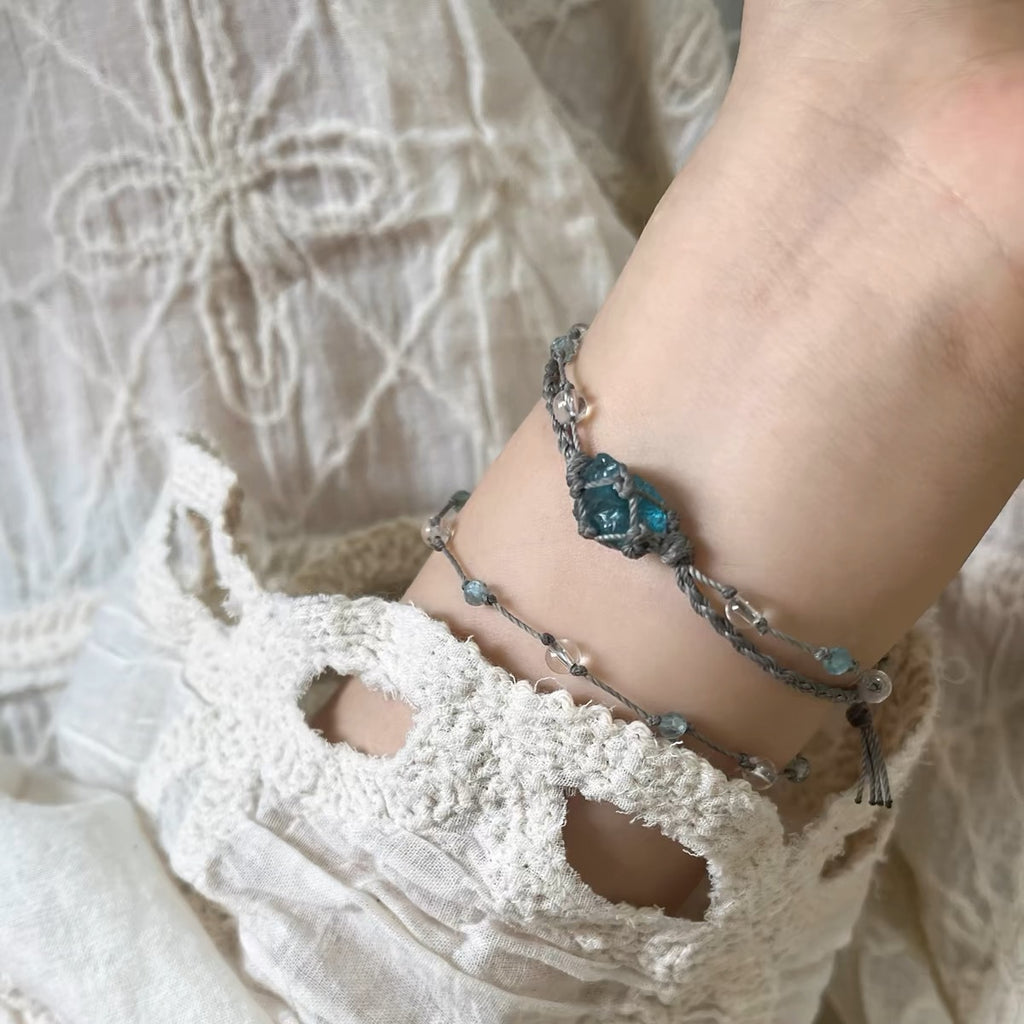 純粋な手編み天然ブルーアパタイトクリスタル原石パワーブレスレット