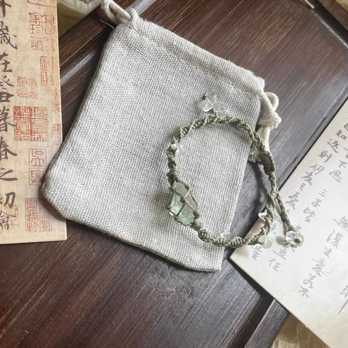 天然カラークリスタルの原石を手編みしたパワーブレスです｜招財｜自信｜健康