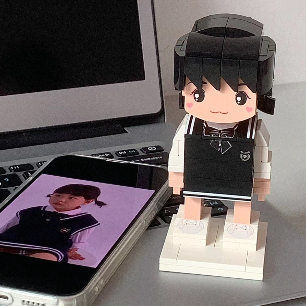 カスタマイズされた 2 人ビルディングブロックキャラクターフォトフレーム小さな粒子ビルディングブロック家の装飾ビルディングブロック人形 白いフォトフレーム - Fallook