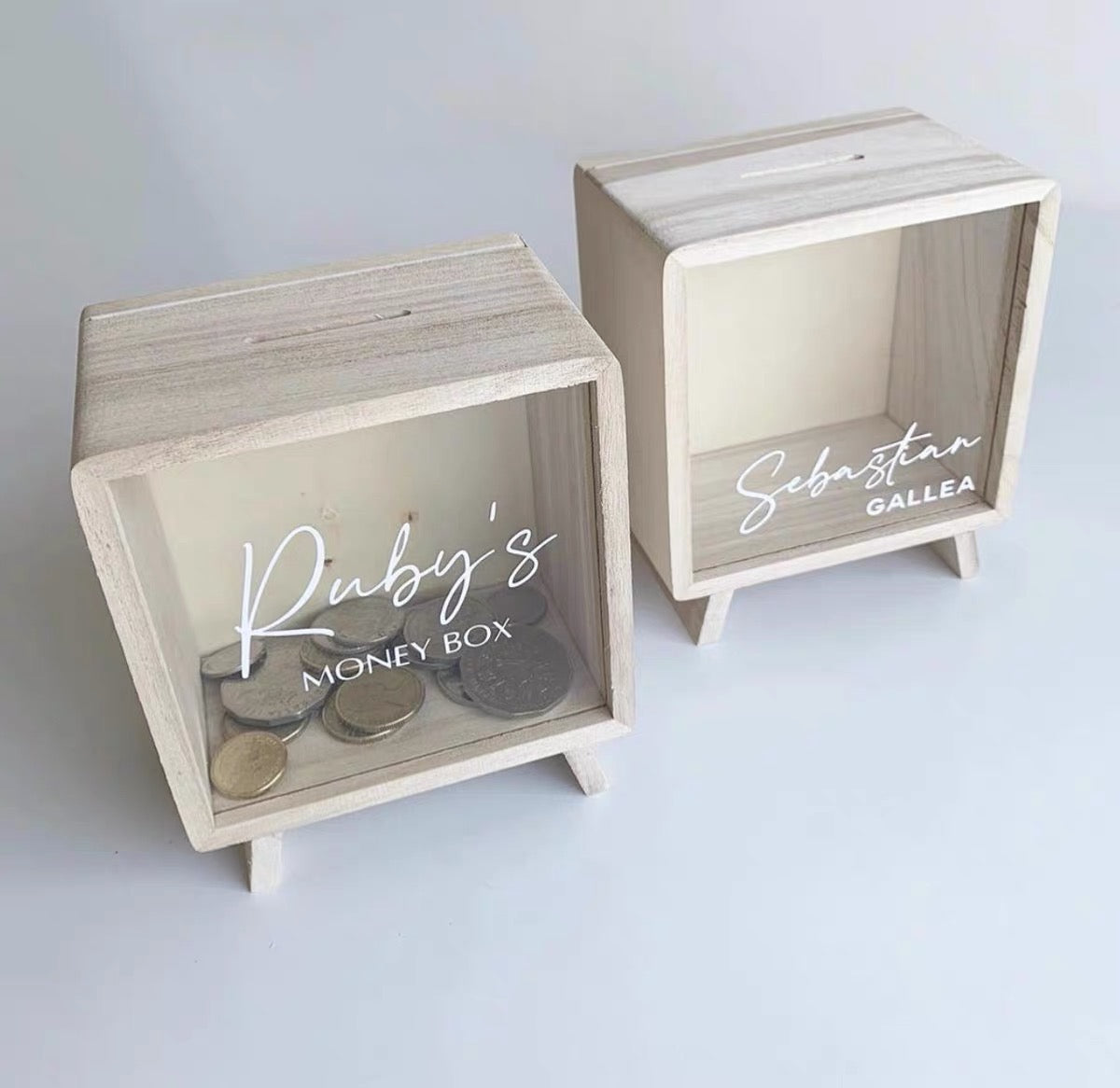 オリジナル貯金箱-自分の名前をカスタマイズする - Fallook