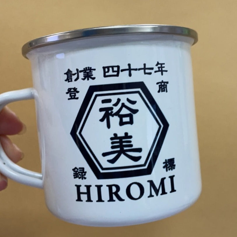 Store-style hollow mug♪ All original designs with names included.