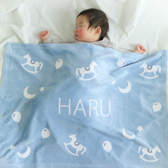 出産祝い 女の子 名入れ 名前入りブランケット きっと、ないしょの物語・シュシュ - Fallook