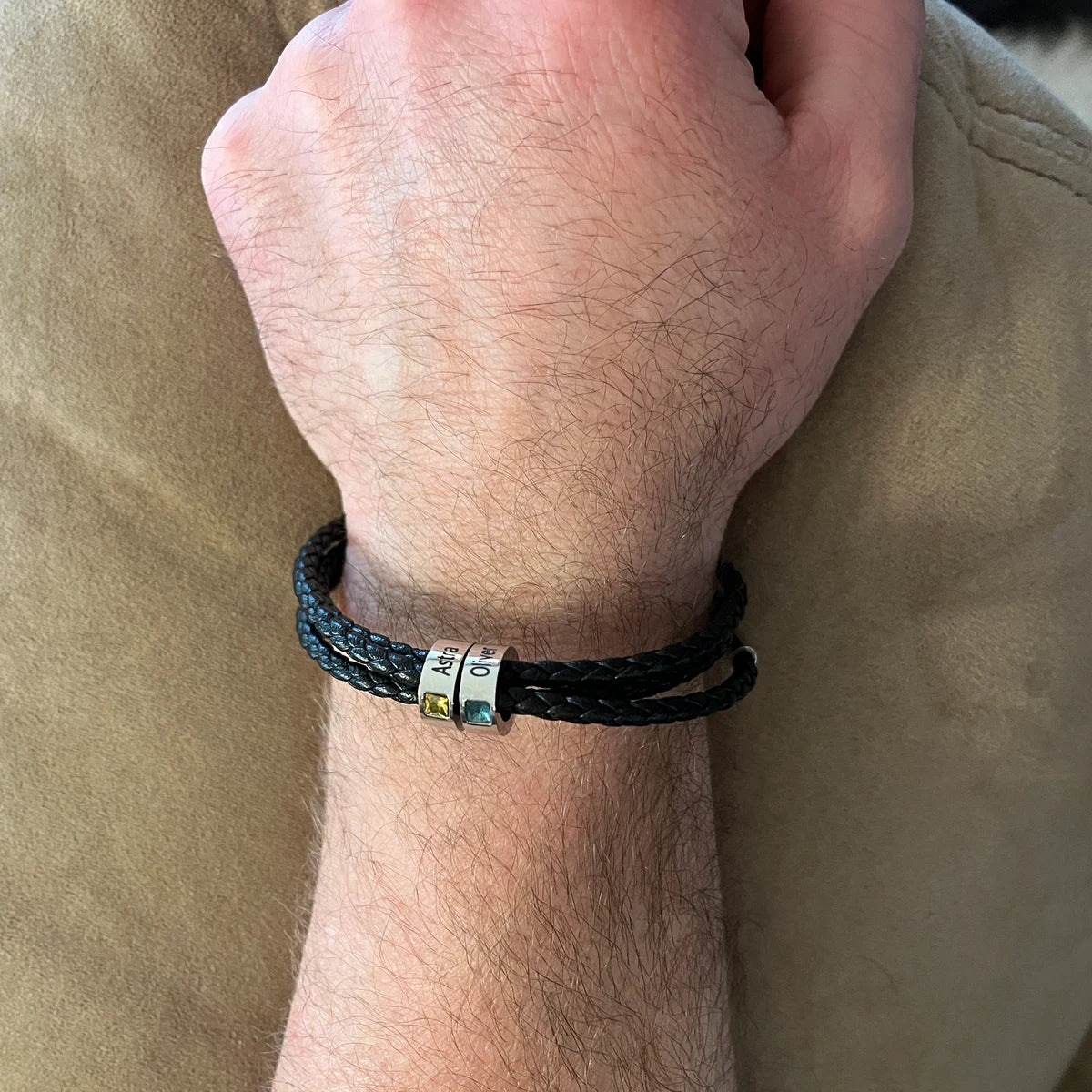 父の日用パーソナライズされたギフト ｜ブラックレザー ｜刻印入り誕生石チャームビーズ