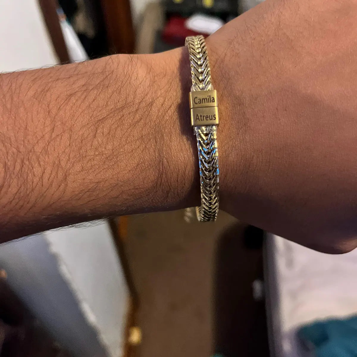 父の日 刻印入りファミリーネームパパ用ゴールドブレスレット