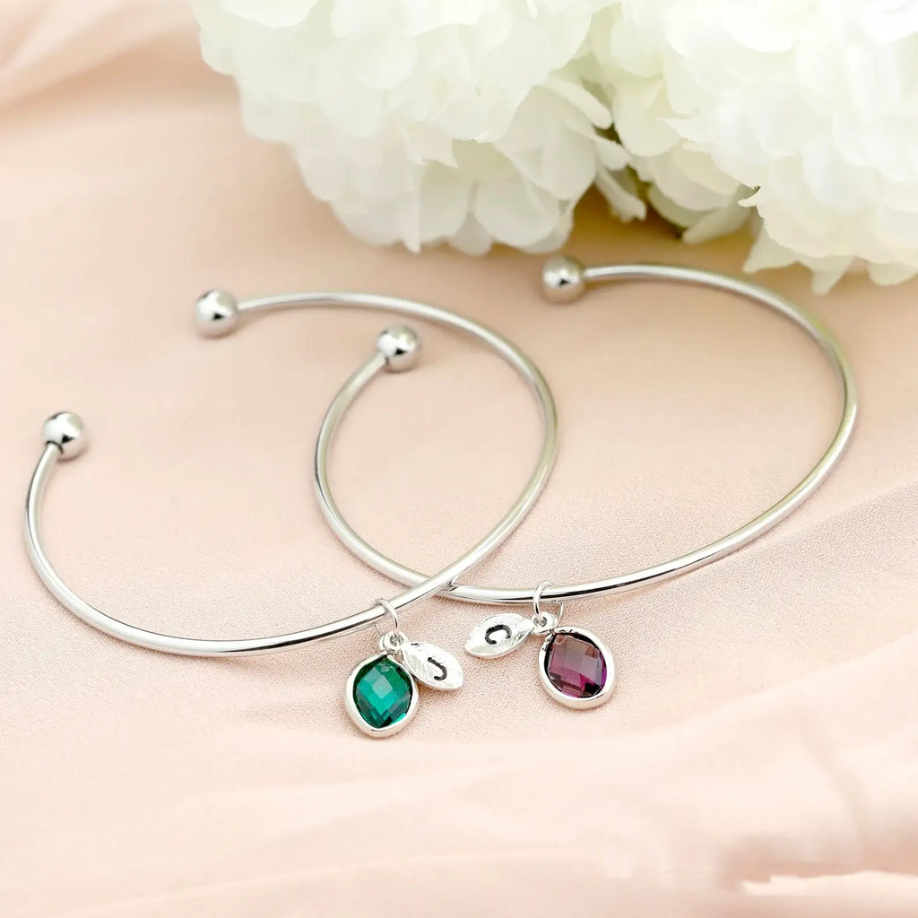 Birth Stone 彼女とお母さんのためにパーソナライズされた誕生石のブレスレット