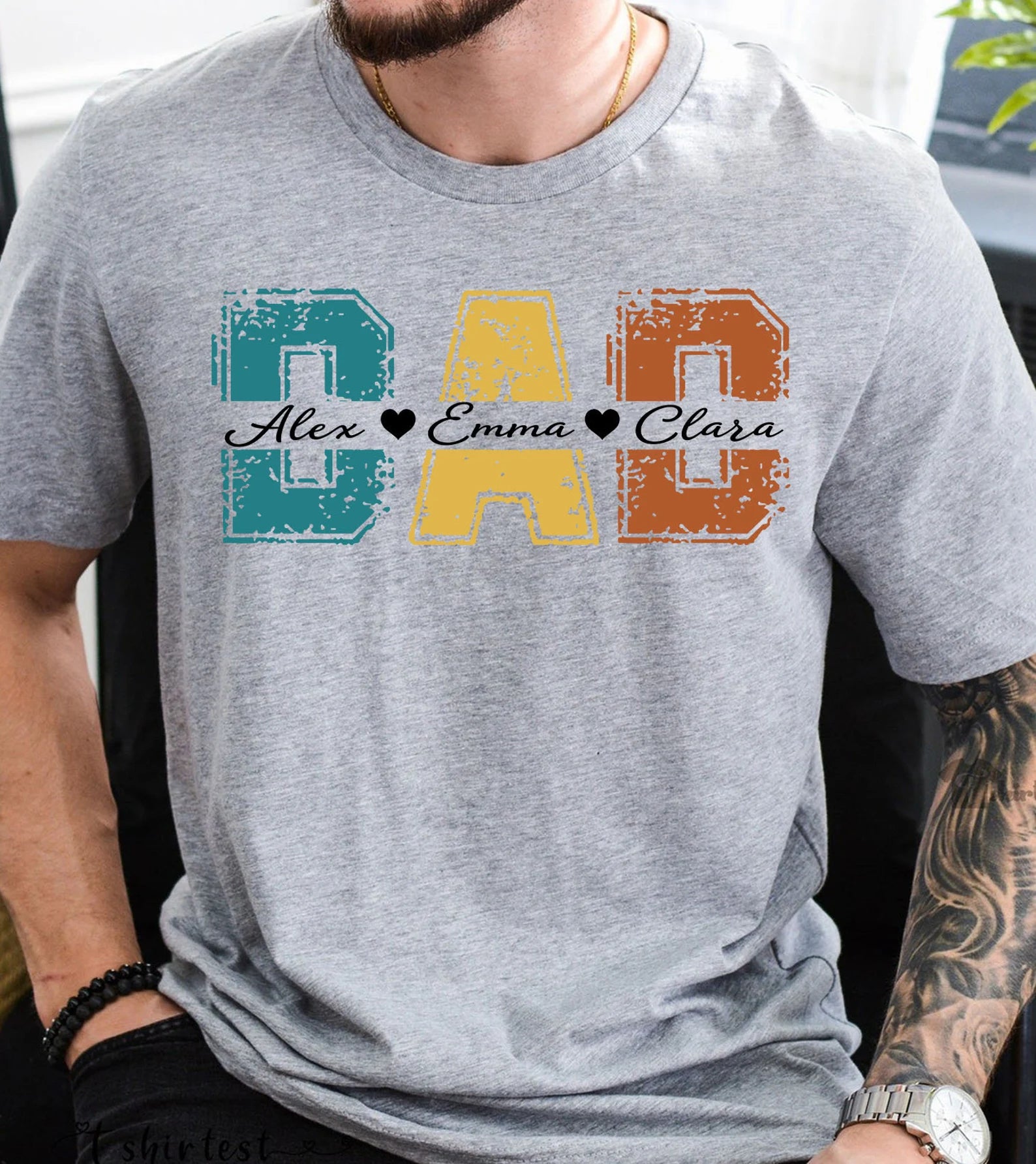 子供の名前入りお父さん T シャツ、父の日シャツ 落書きスタイル - Fallook