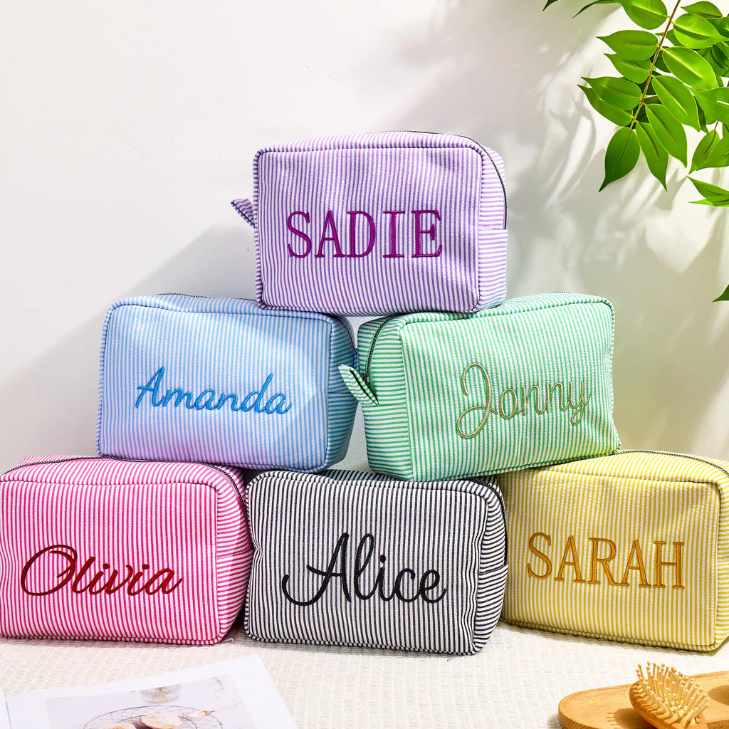 NEW ARRIVAL! 【名前刺繍】化粧ポーチ　収納　オーダー　カスタマイズ　プレゼント　旅行　バッグ