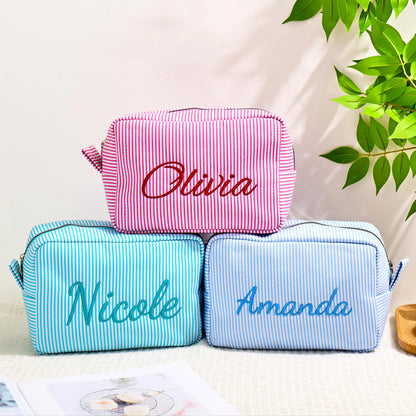 NEW ARRIVAL! 【名前刺繍】化粧ポーチ　収納　オーダー　カスタマイズ　プレゼント　旅行　バッグ
