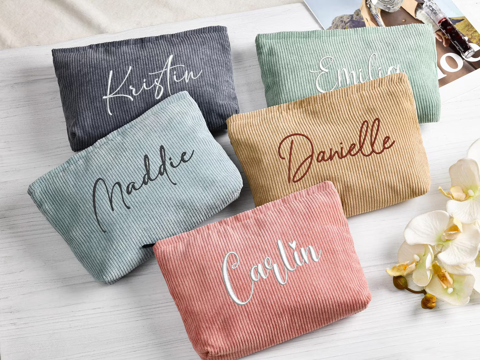 NEW ARRIVAL! 【名前刺繍】パーソナライズ刺繍入り コーデュロイ化粧ポーチ 収納