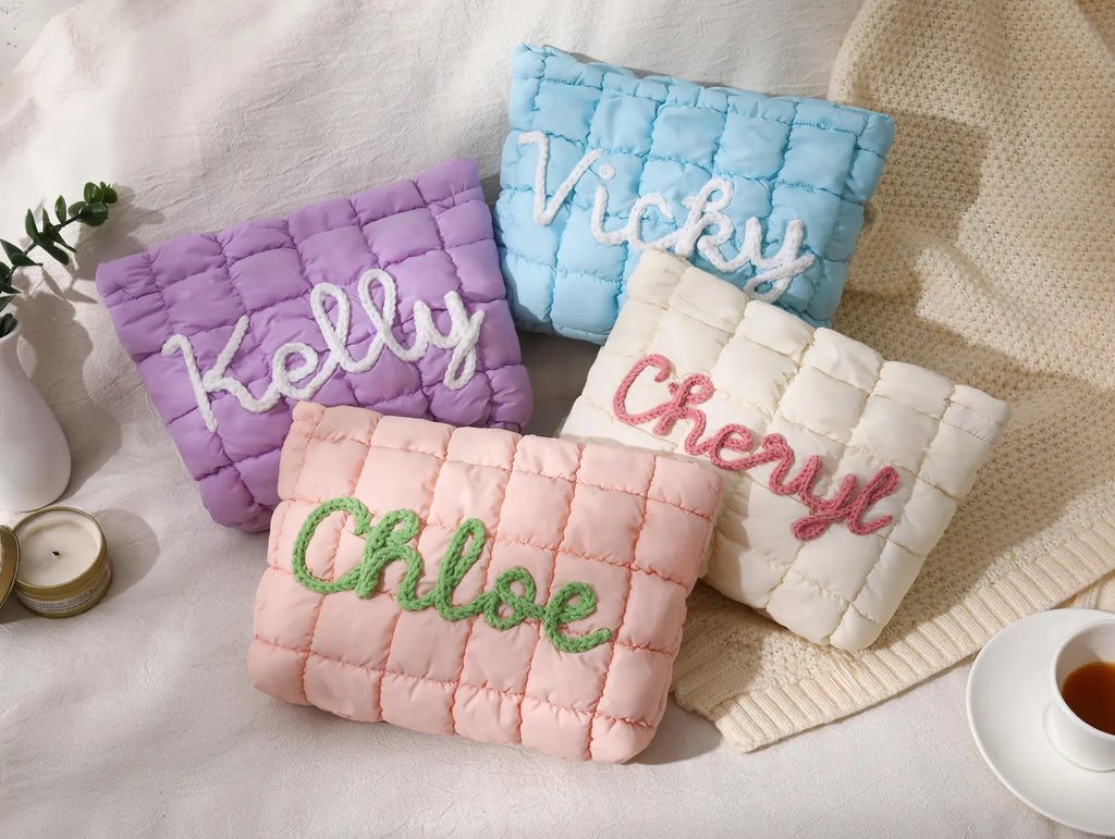 名入れ・イニシャル刺繍 キルティング ナイロン メイクポーチ / コスメポーチ